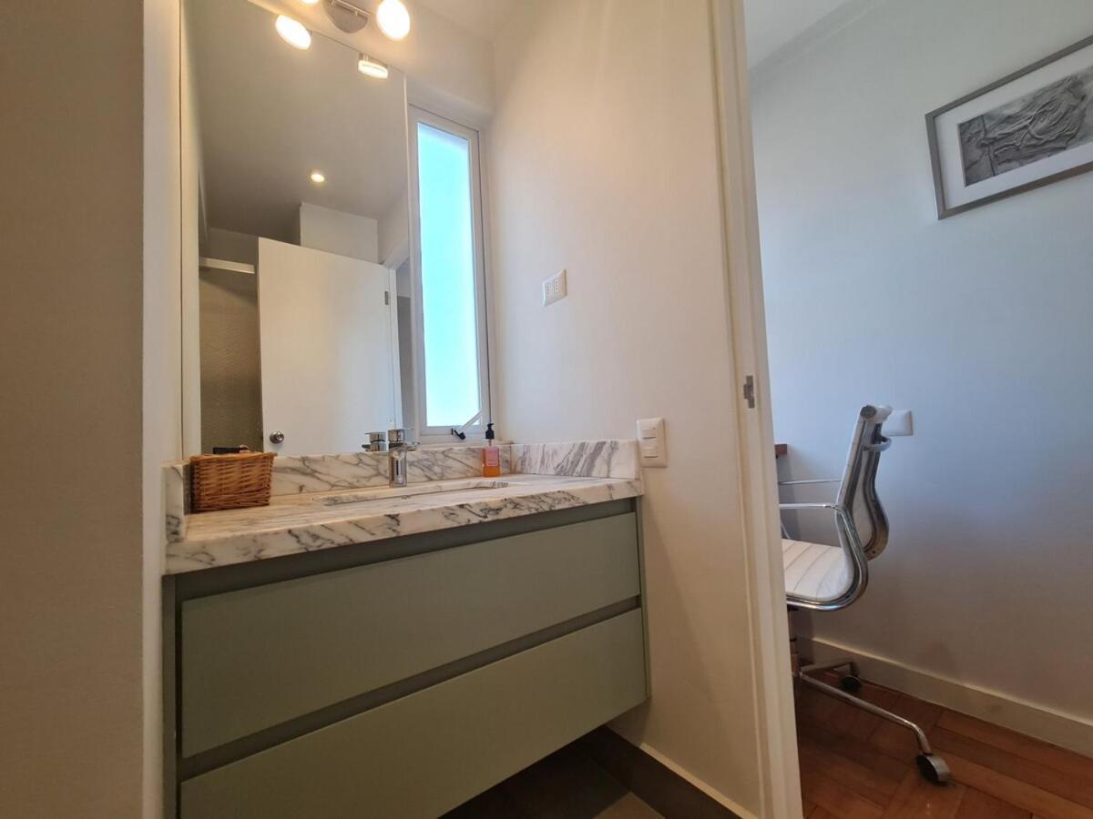 Oceana Suites Lastarria, En Cerro Santa Lucia سانتياغو المظهر الخارجي الصورة