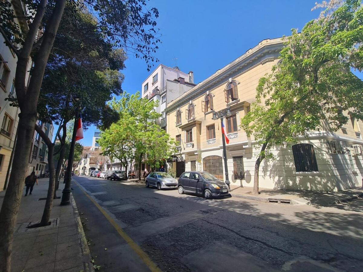 Oceana Suites Lastarria, En Cerro Santa Lucia سانتياغو المظهر الخارجي الصورة